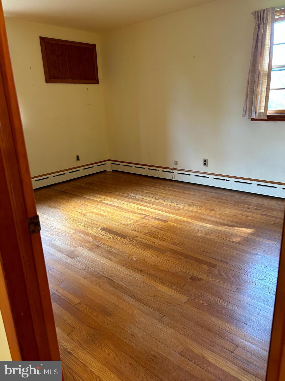 000 - Residential Lease