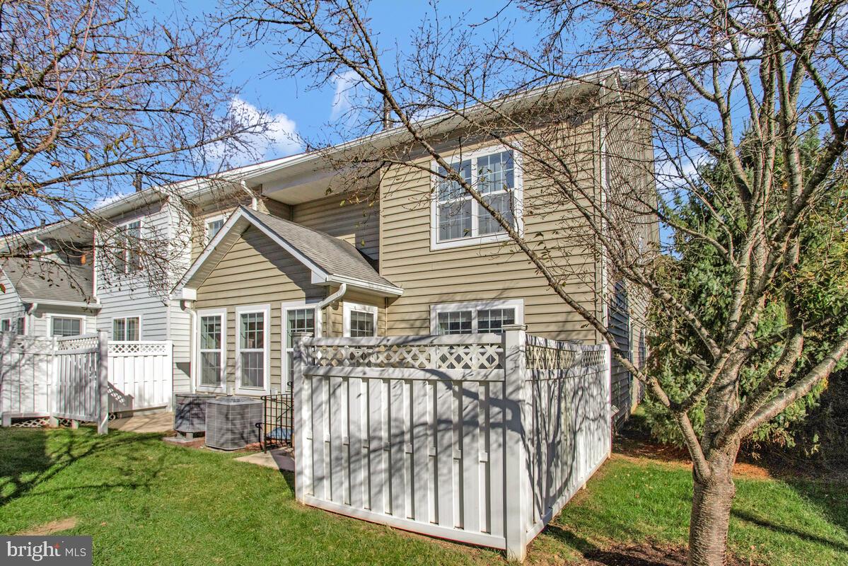 SNOWDEN OVERLOOK - Residential