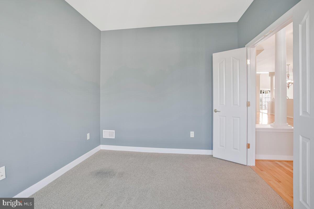 SNOWDEN OVERLOOK - Residential