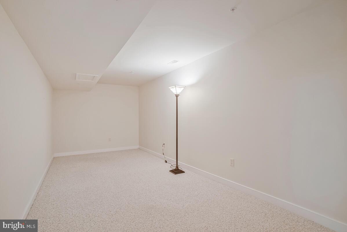 SNOWDEN OVERLOOK - Residential