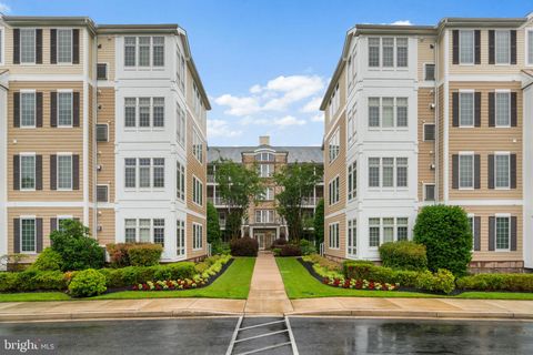 8820 SHINING OCEANS WAY 407 COLUMBIA MD 21045