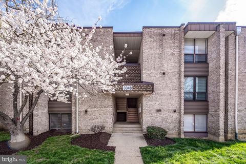 Photo of 3348 Huntley Square Drive #B, TEMPLE HILLS, MD 20748 (MLS # MDPG2196400)