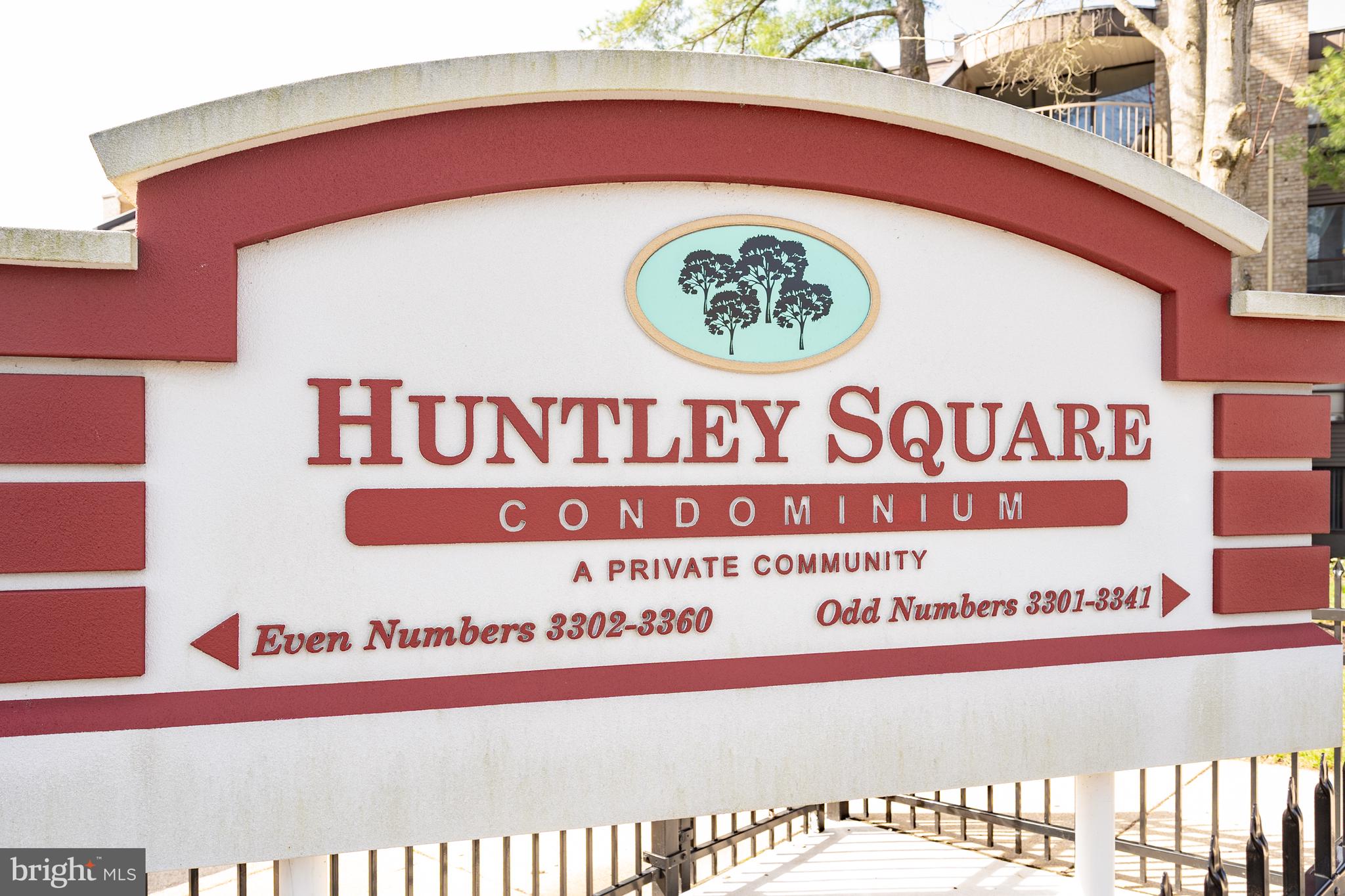 HUNTLEY SQUARE - Residential