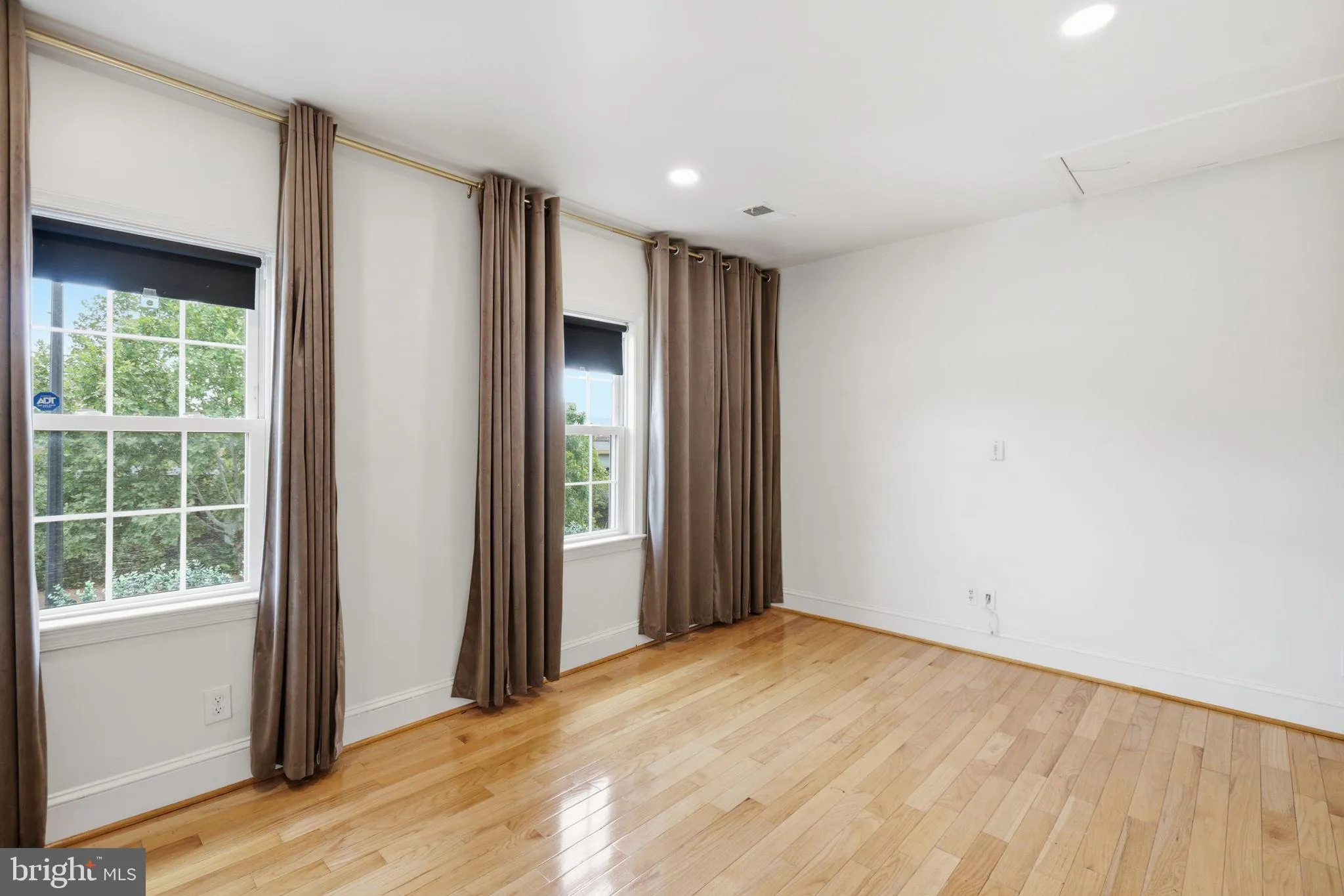 Additional image 53 of 708 I Street SE Unit A, Washington, DC 20003