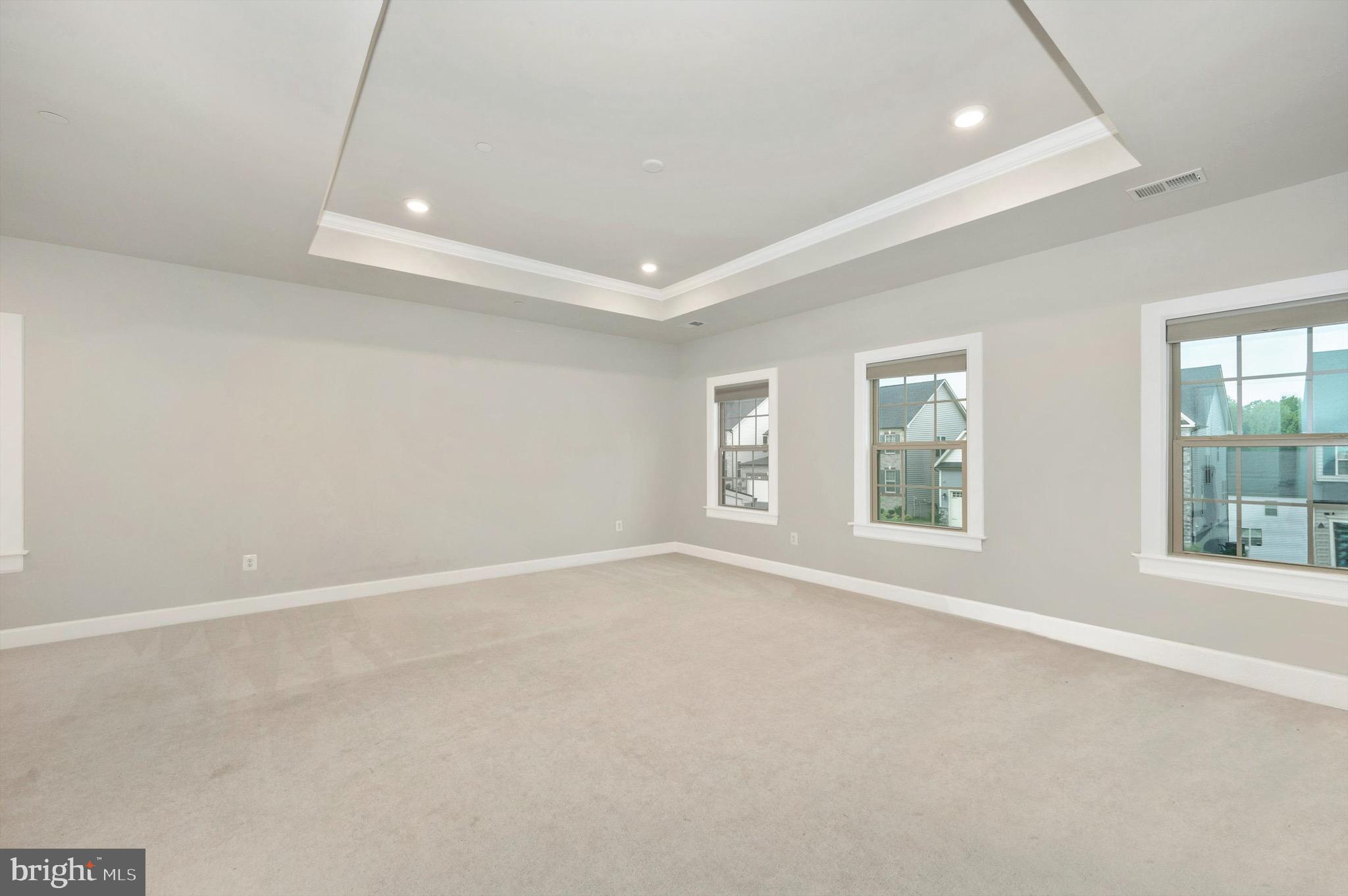 LAKE LINGANORE - Residential Lease