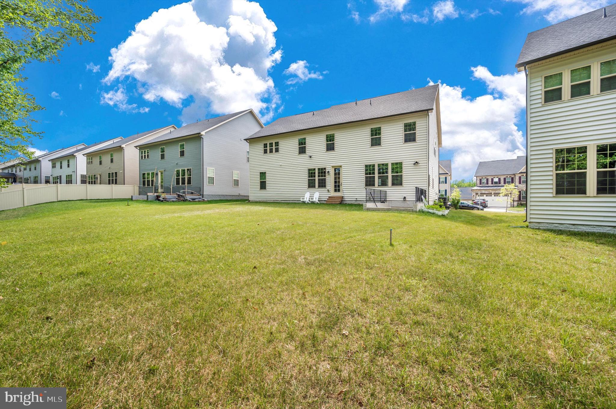 LAKE LINGANORE - Residential Lease