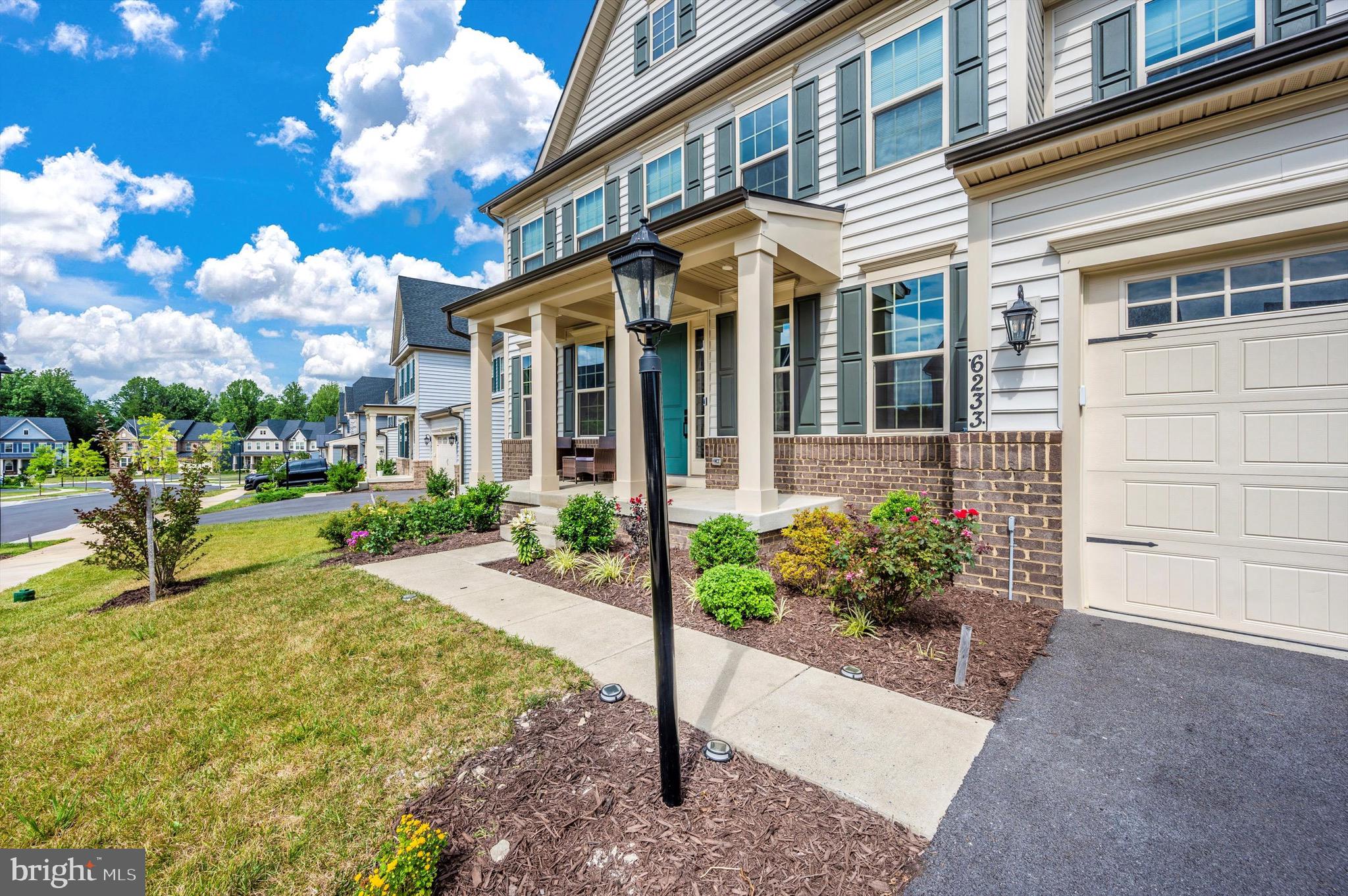 LAKE LINGANORE - Residential Lease