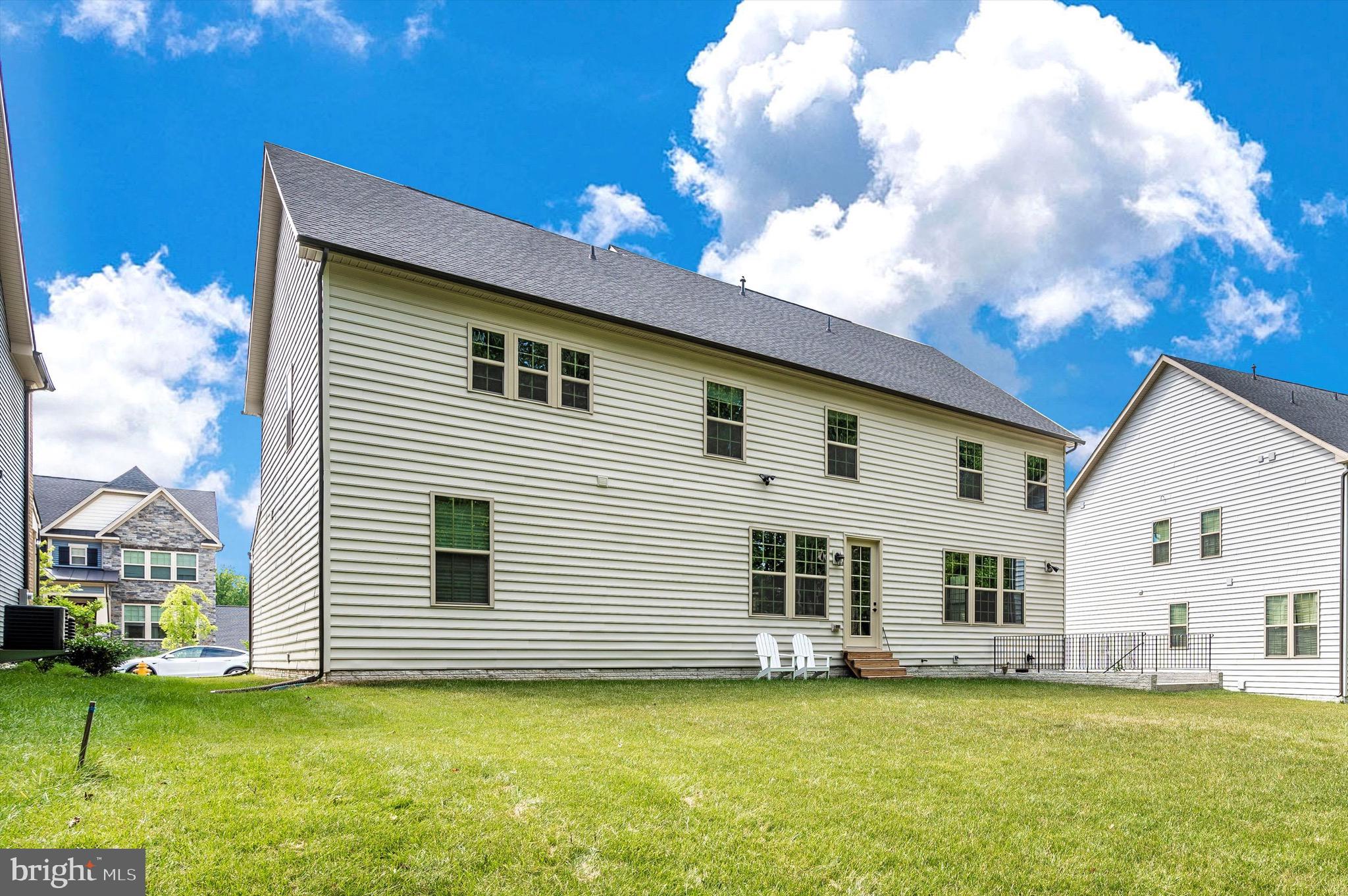 LAKE LINGANORE - Residential Lease