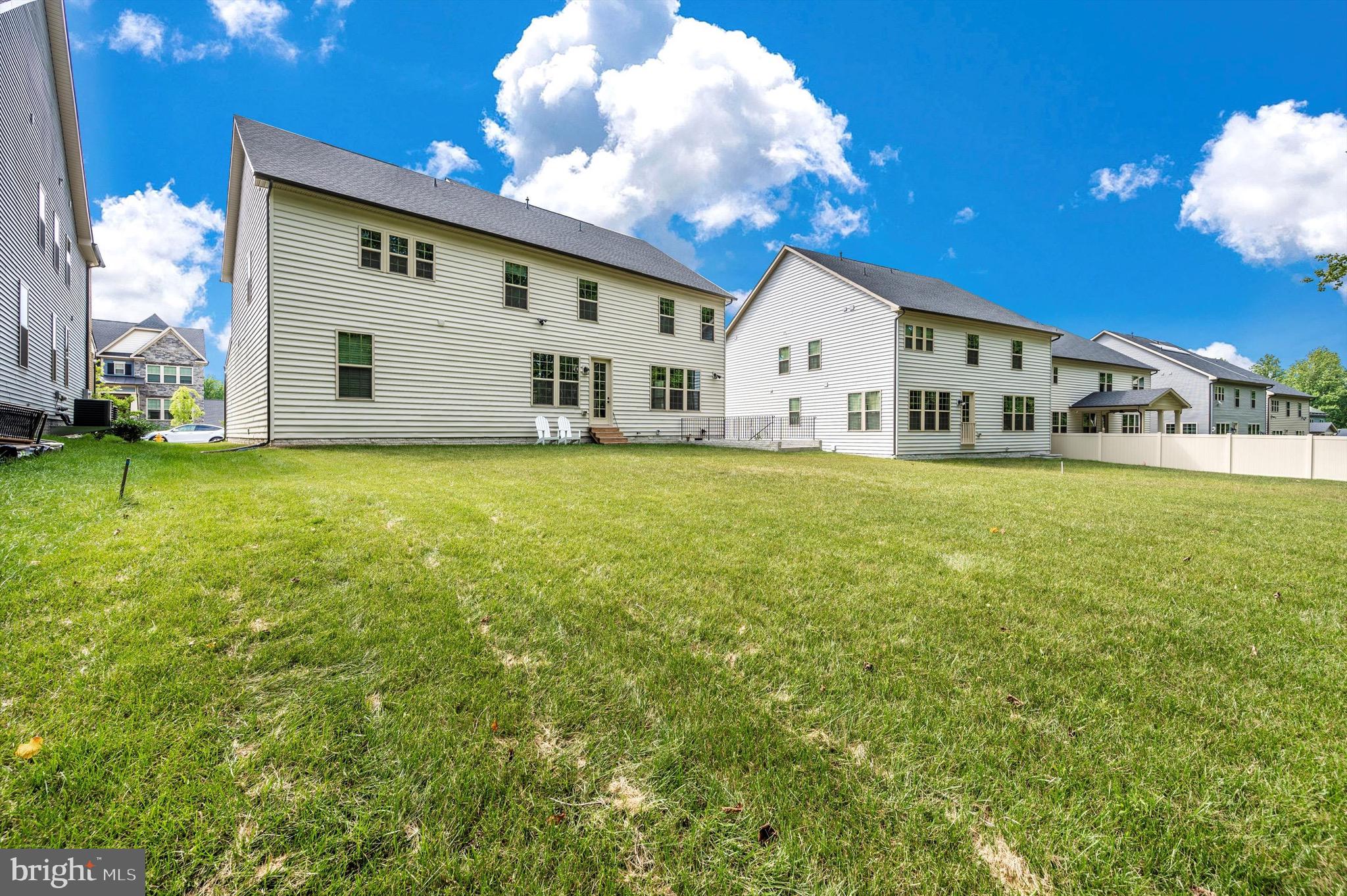 LAKE LINGANORE - Residential Lease