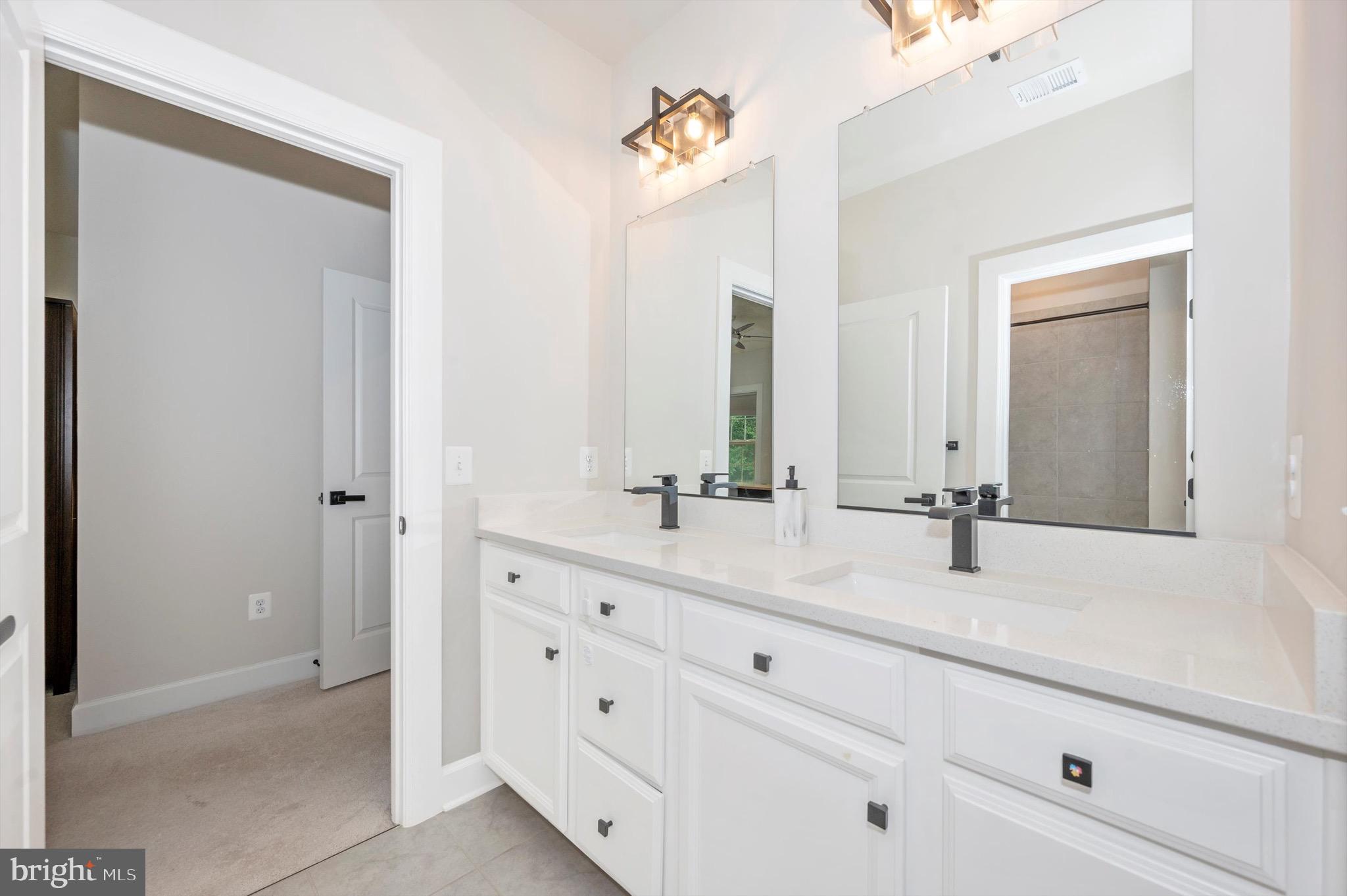 LAKE LINGANORE - Residential Lease