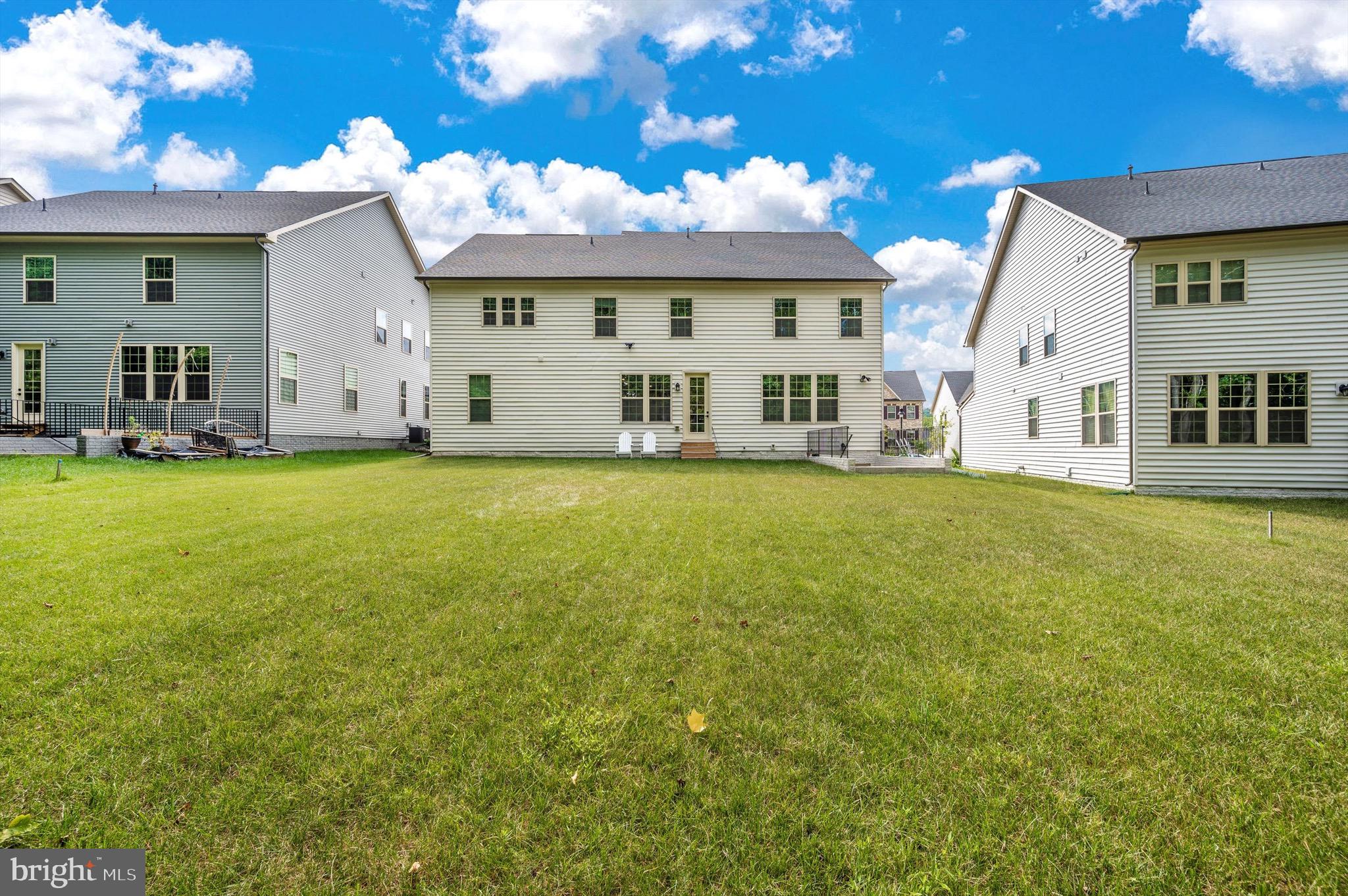 LAKE LINGANORE - Residential Lease