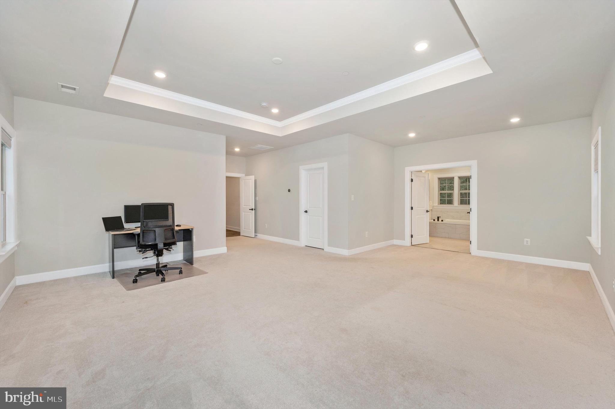 LAKE LINGANORE - Residential Lease