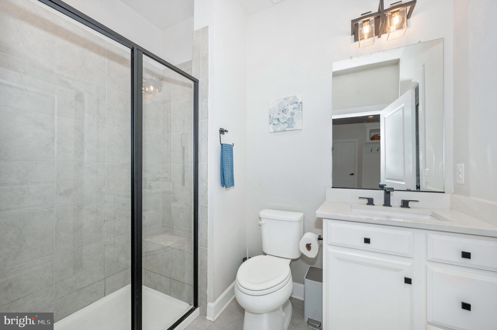 LAKE LINGANORE - Residential Lease