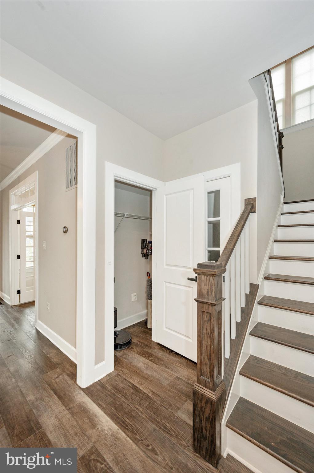 LAKE LINGANORE - Residential Lease