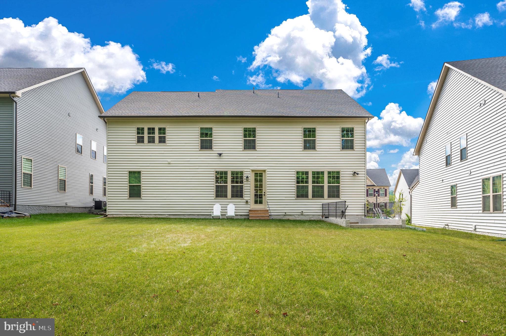 LAKE LINGANORE - Residential Lease