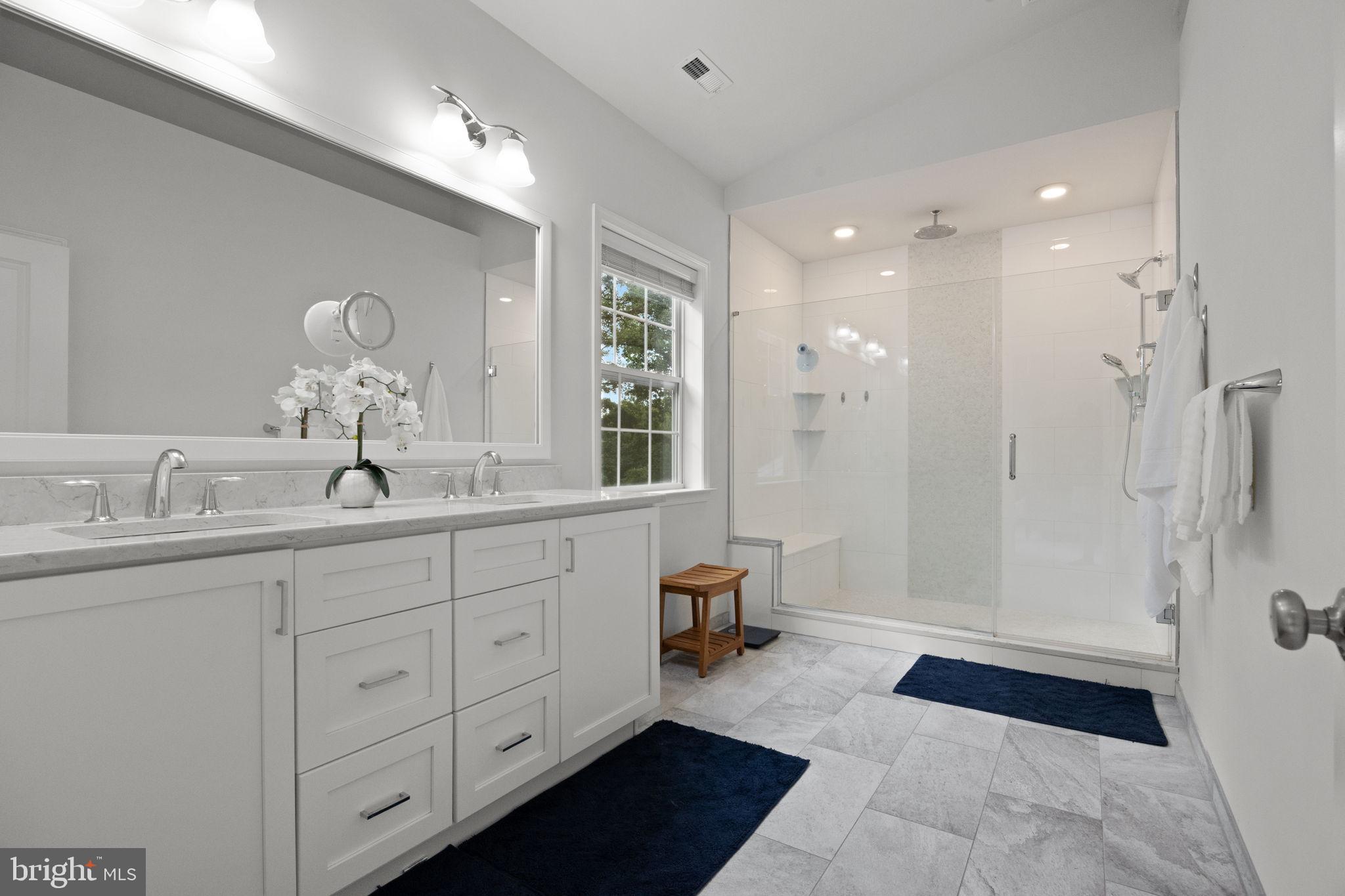 DOYLESTOWN GREENE - Residential