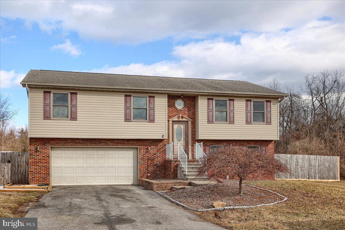 BONNIEFIELD CIRCLE - Residential