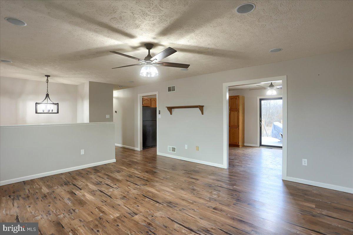 BONNIEFIELD CIRCLE - Residential