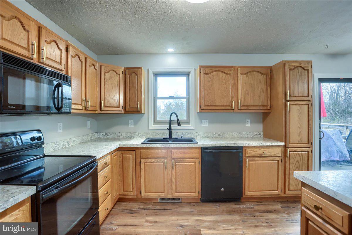 BONNIEFIELD CIRCLE - Residential