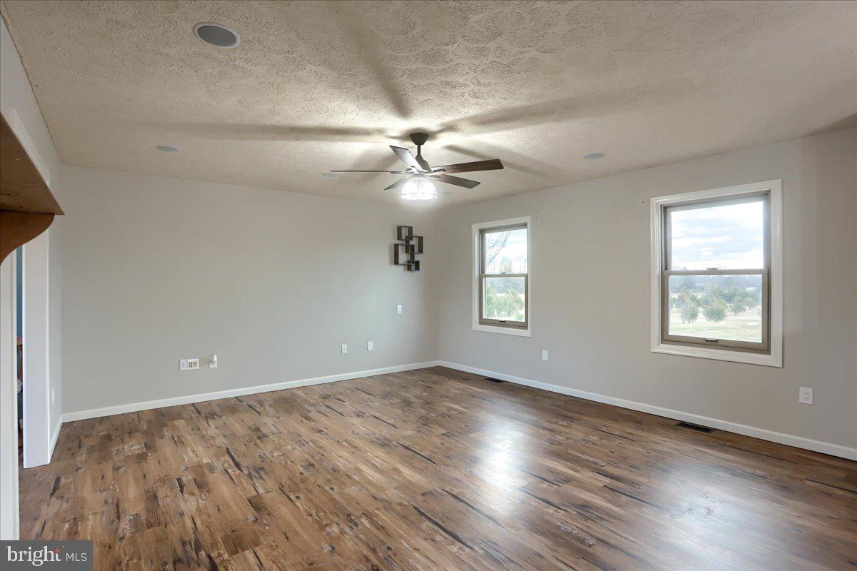 BONNIEFIELD CIRCLE - Residential