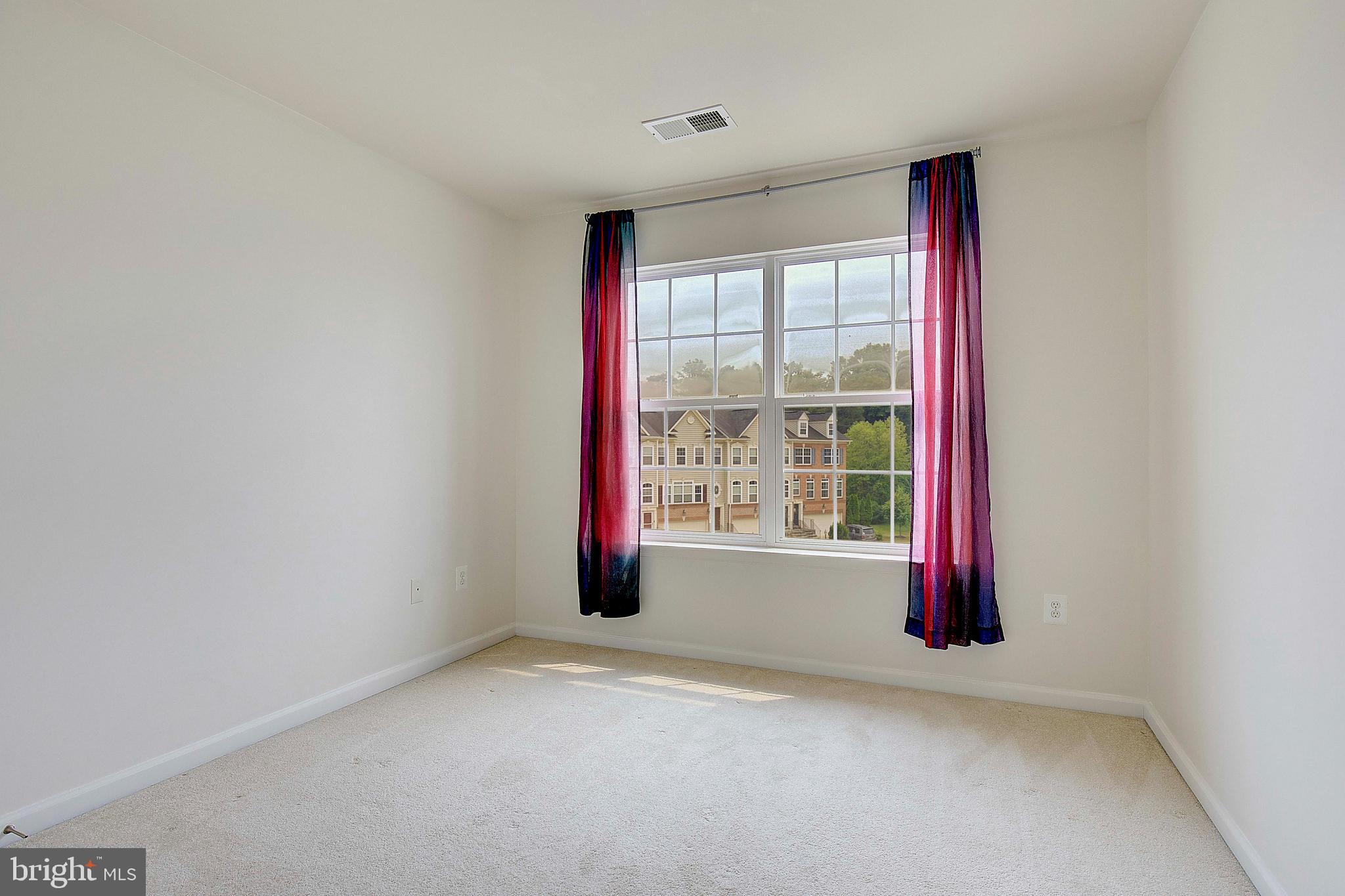 TANYARD SPRINGS - Residential