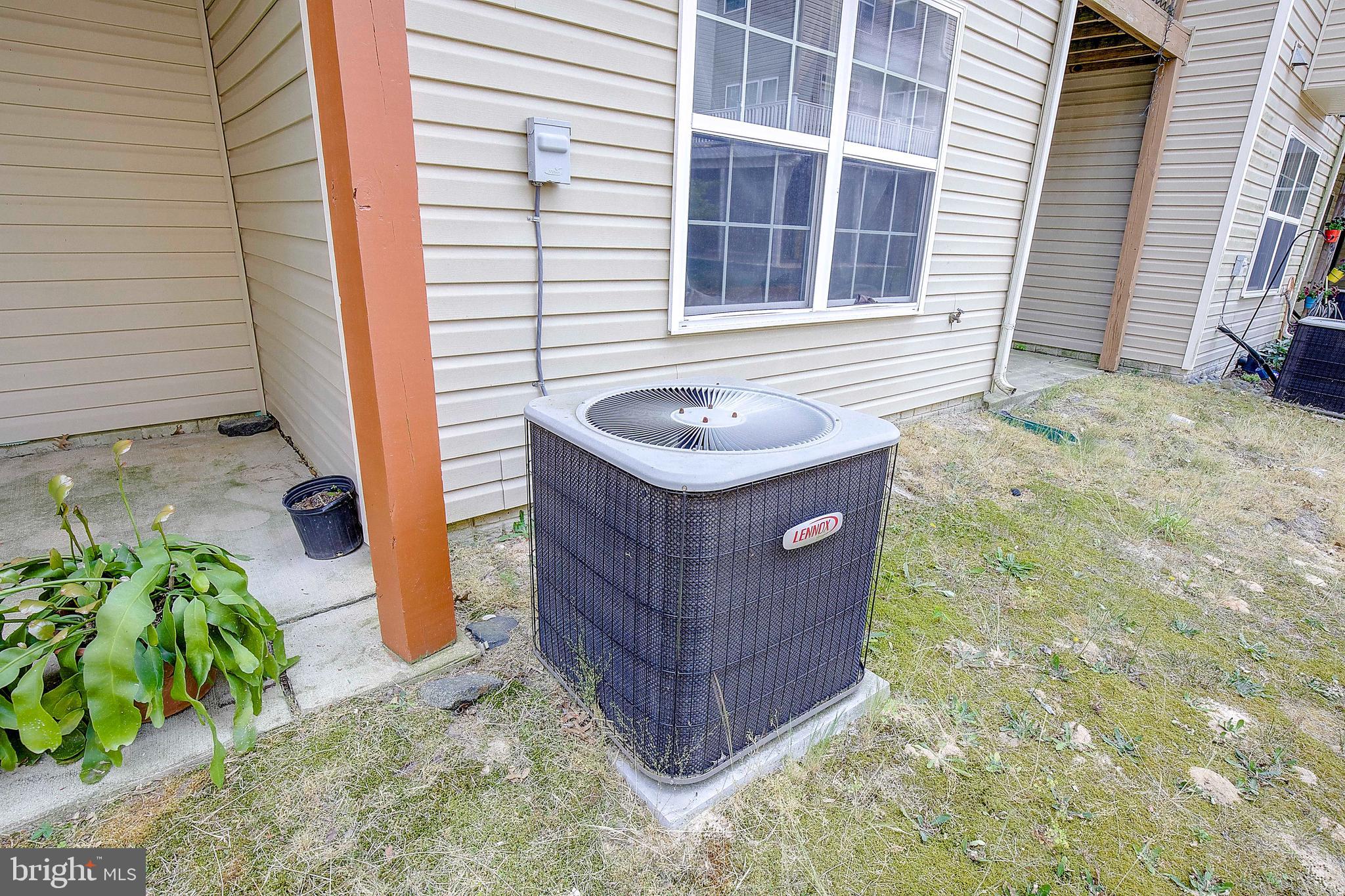 TANYARD SPRINGS - Residential