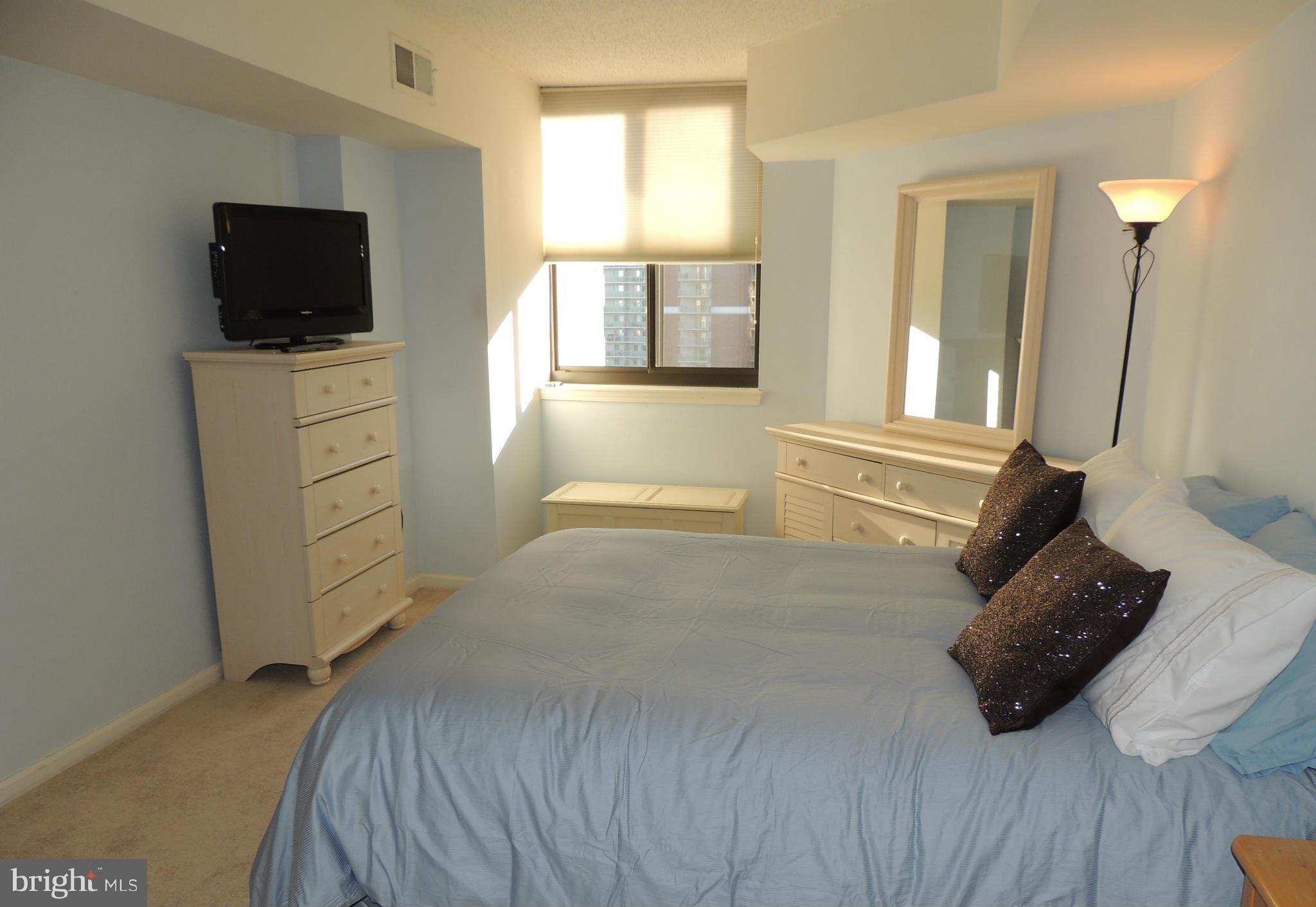 EASTVIEW AT BALLSTON METRO - Residential Lease