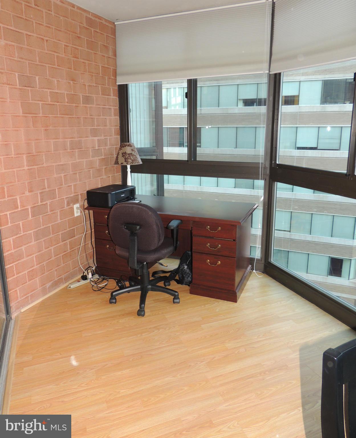 EASTVIEW AT BALLSTON METRO - Residential Lease