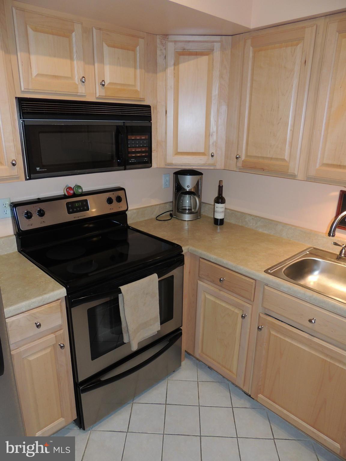 EASTVIEW AT BALLSTON METRO - Residential Lease