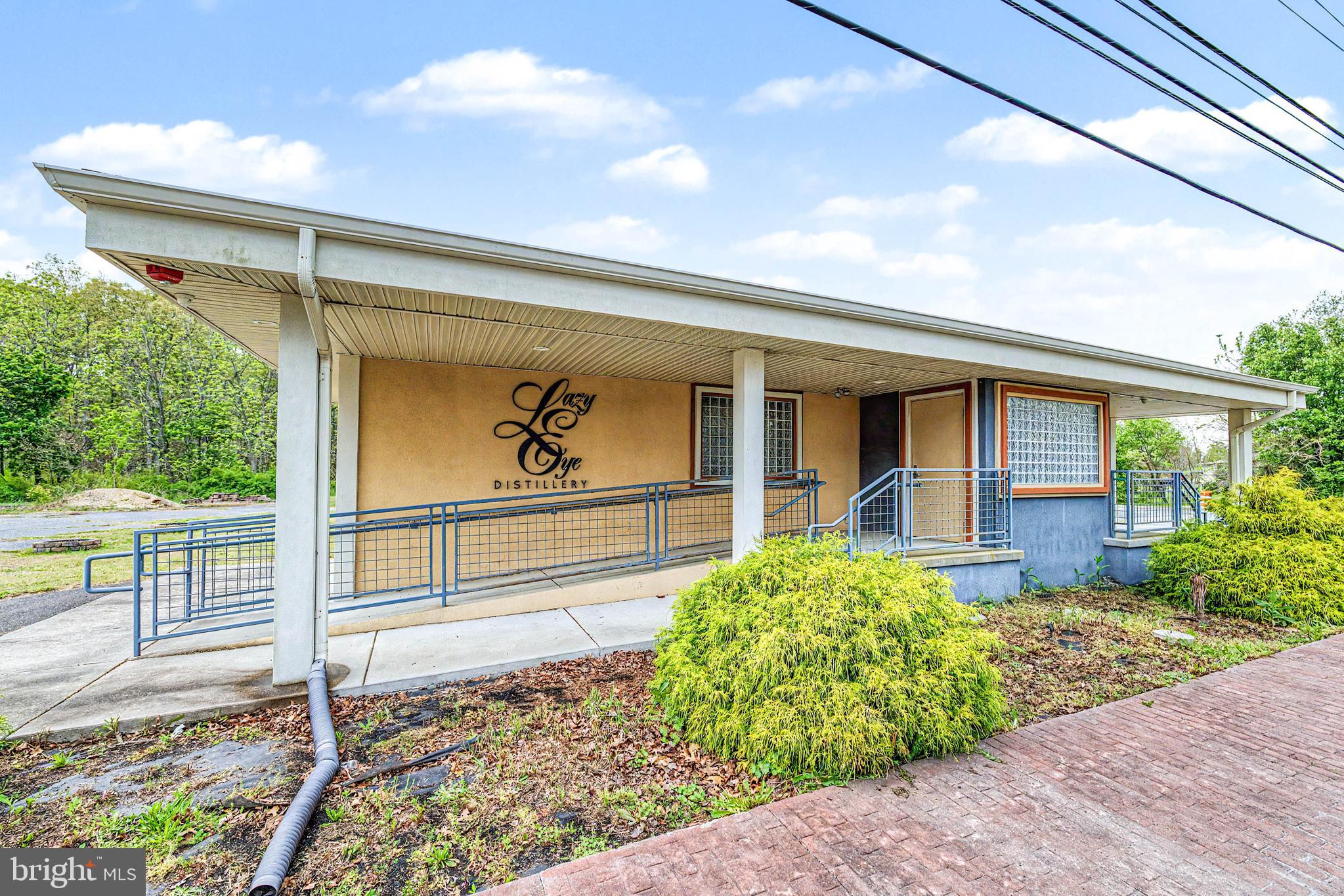 1328 HARDING HIGHWAY