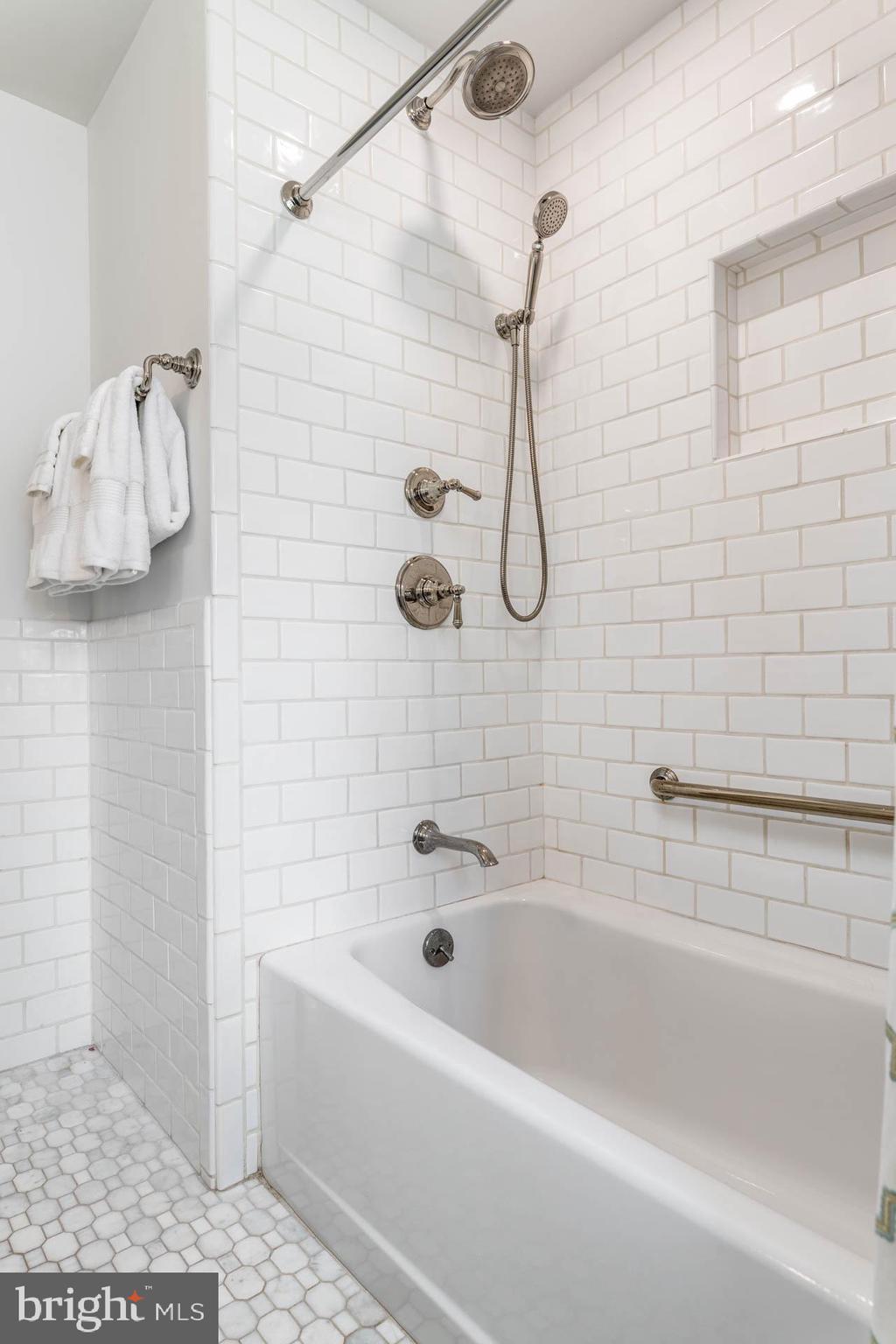 COOPERTOWN - Residential