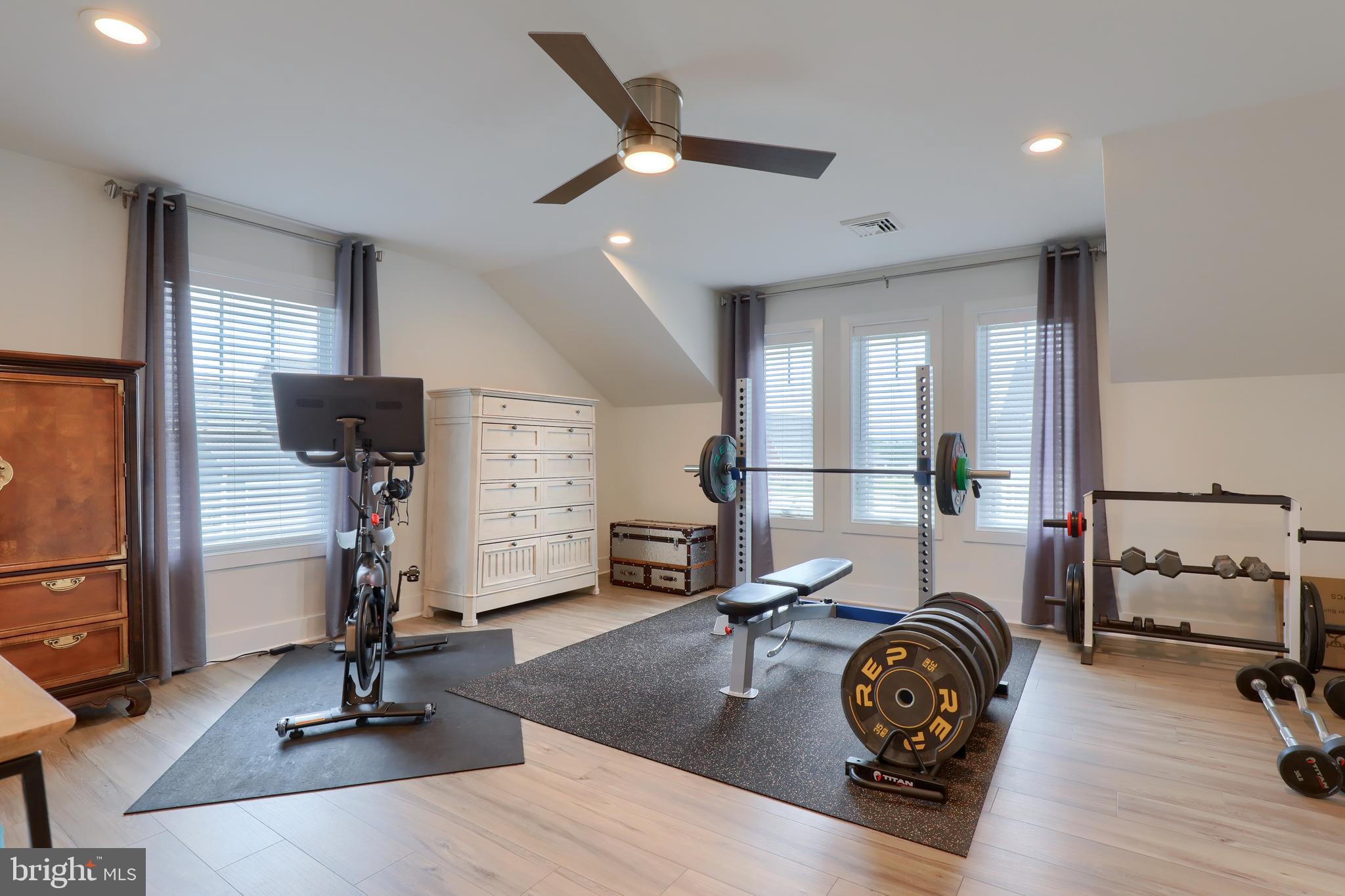 THE GABLES AT ELM TREE - Residential