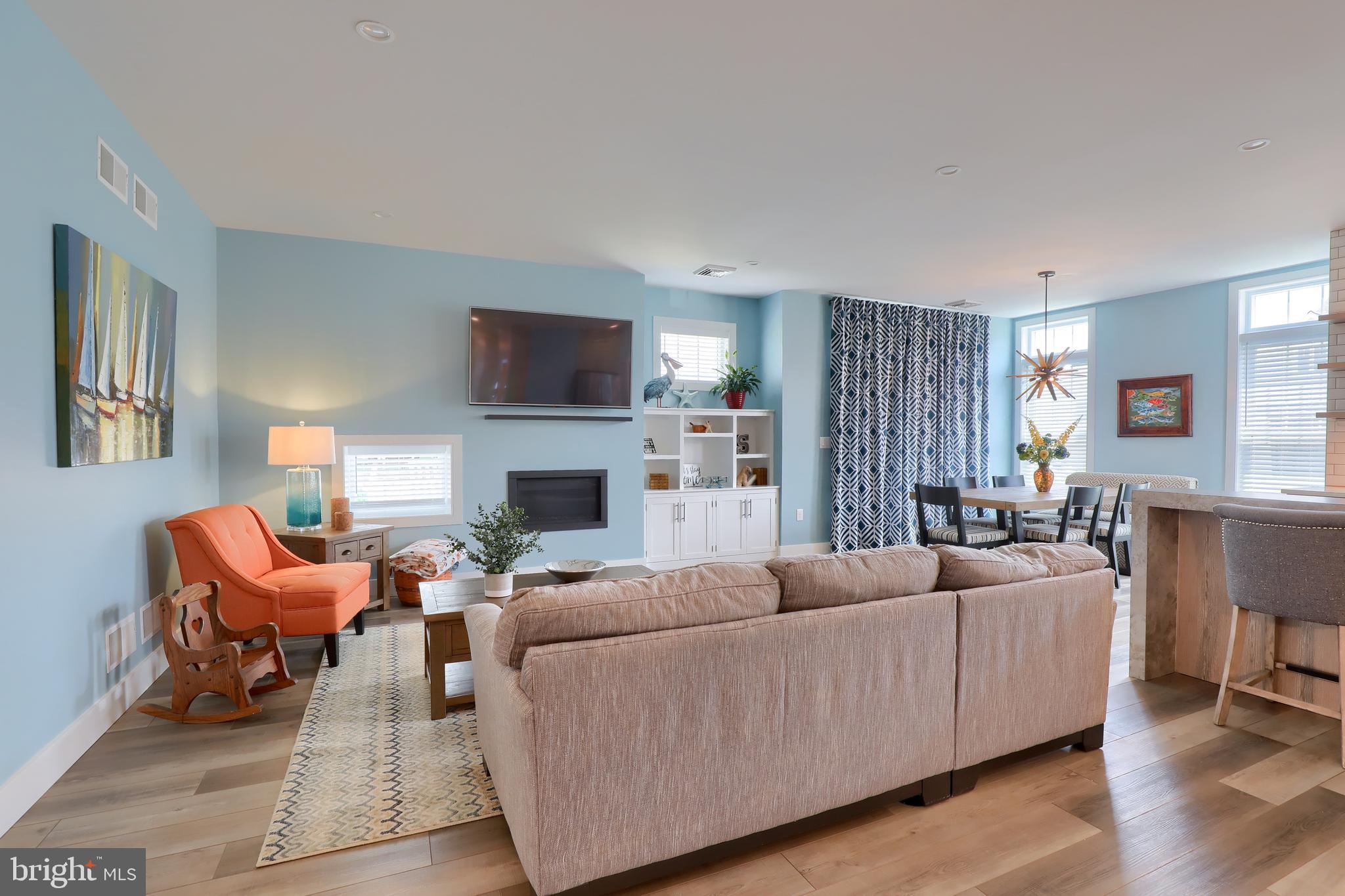 THE GABLES AT ELM TREE - Residential