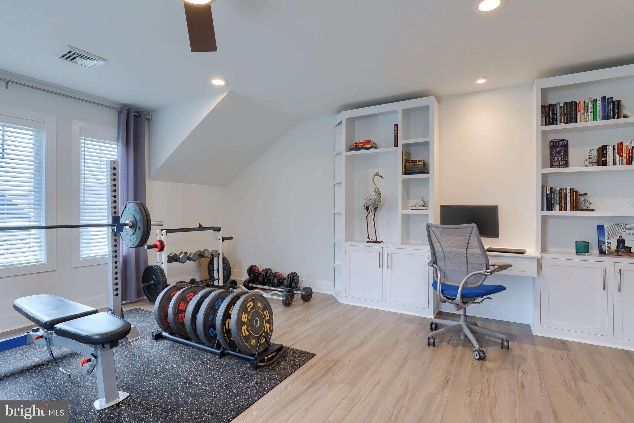 THE GABLES AT ELM TREE - Residential
