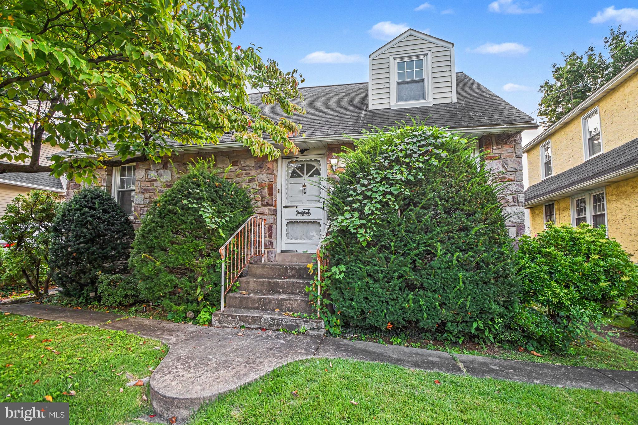 308 RUNNYMEDE AVENUE