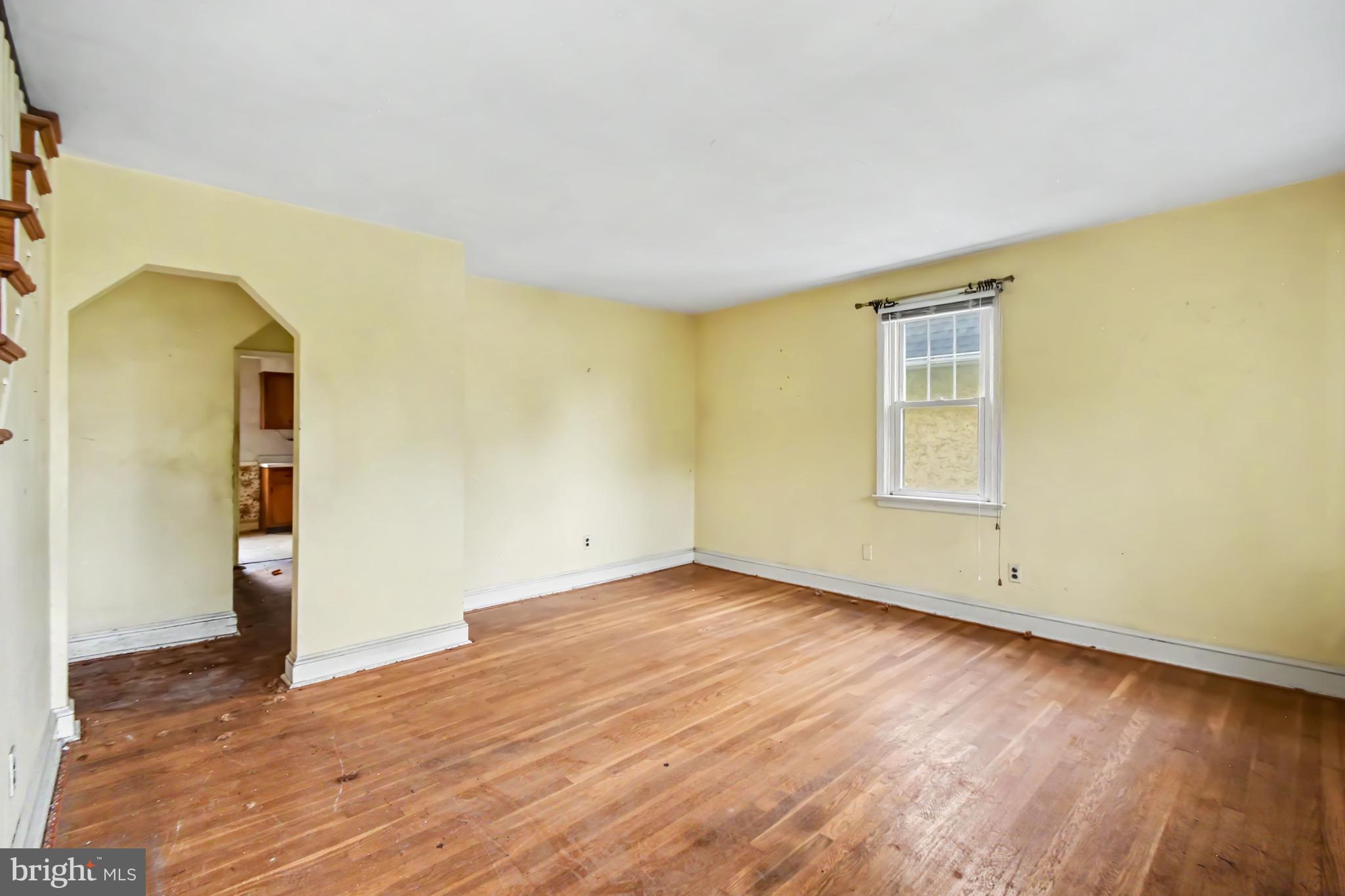 308 RUNNYMEDE AVENUE