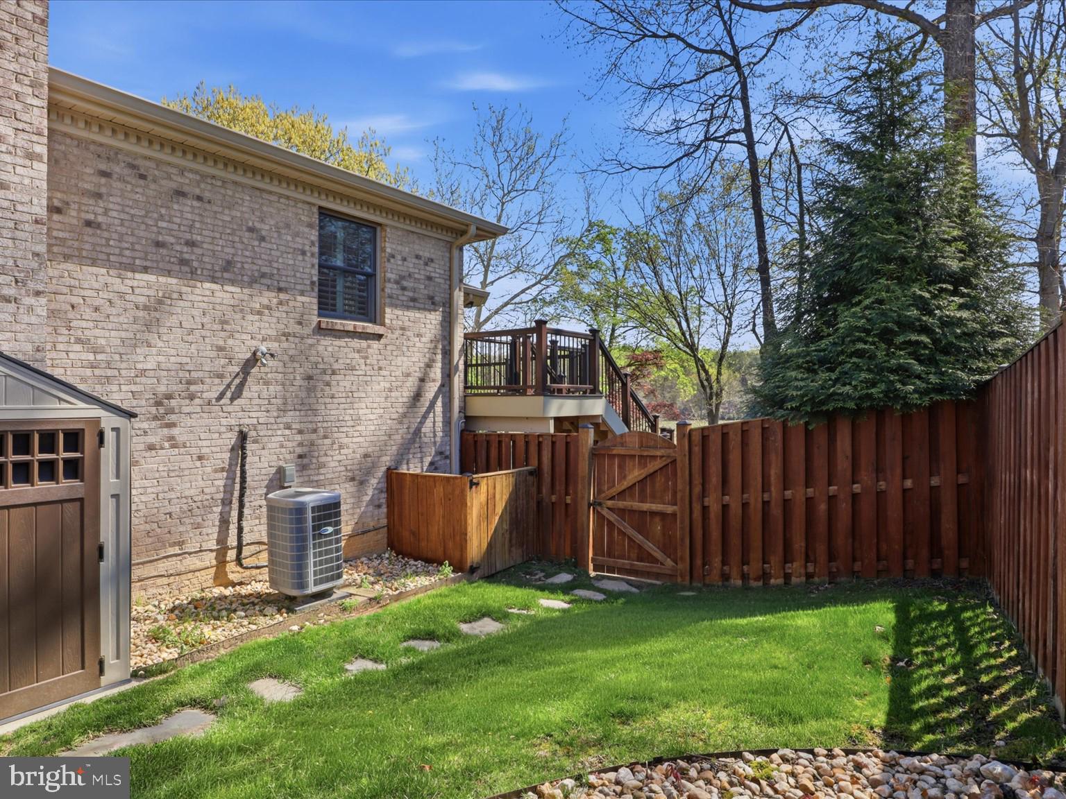 HARBOR VIEW - Residential