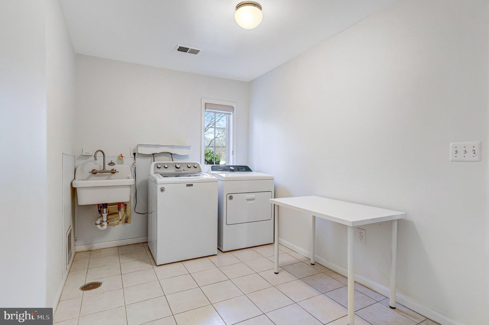 HARBOR VIEW - Residential