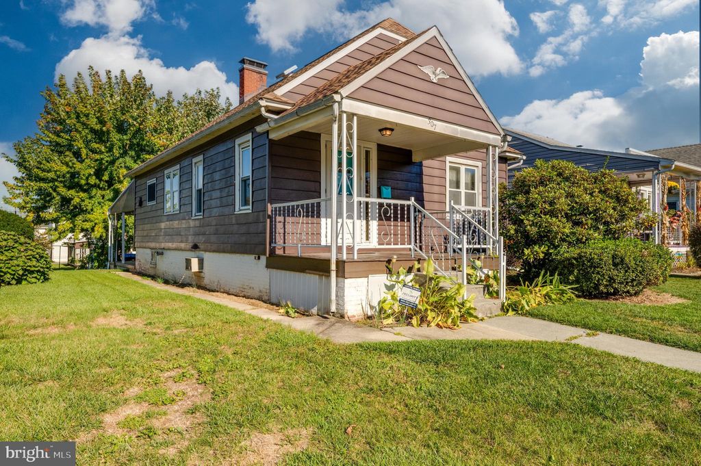 Photo of 307 E Washington Street, FLEETWOOD, PA 19522 (MLS # PABK2063788)