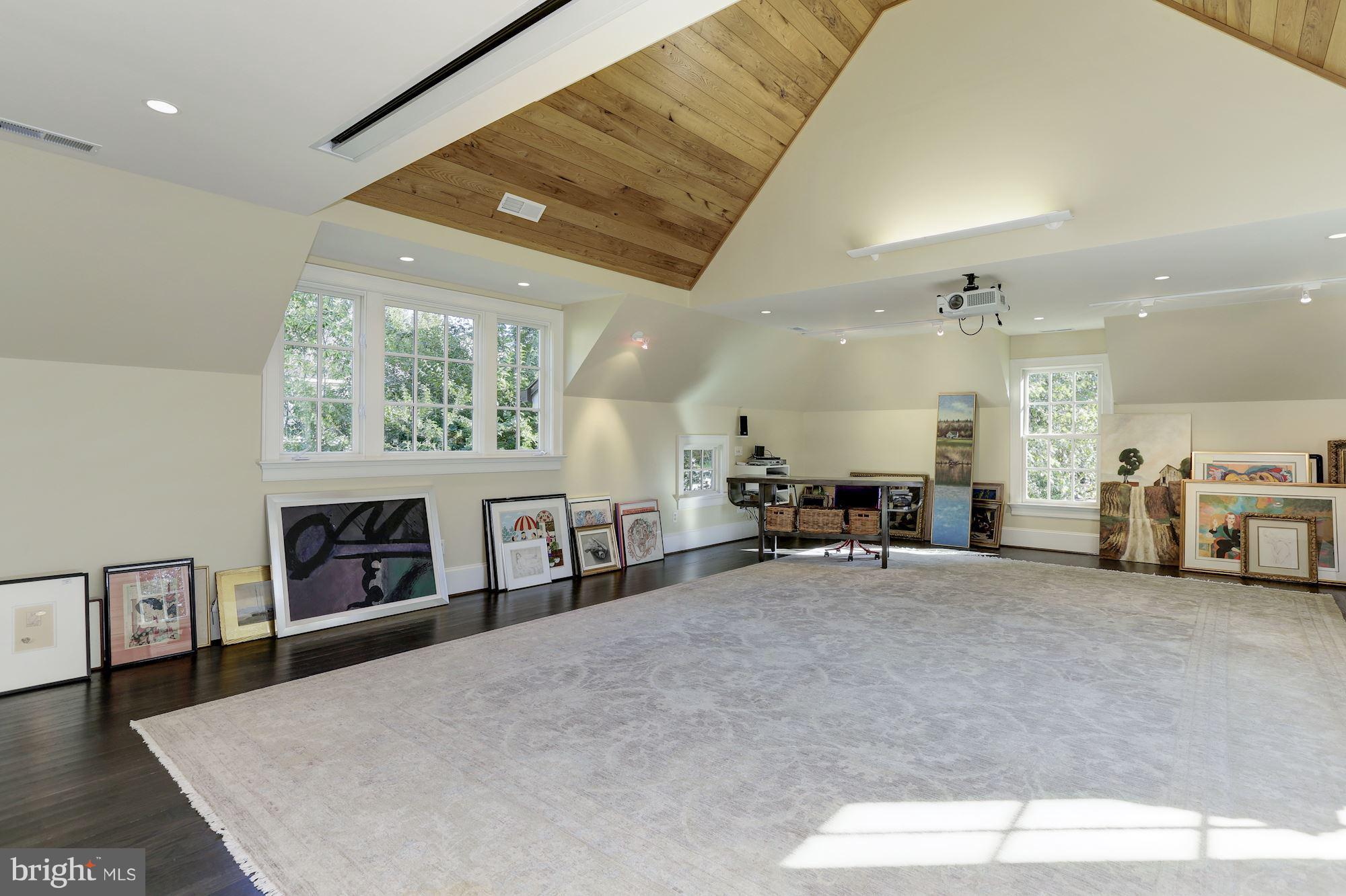 AVENEL - Residential