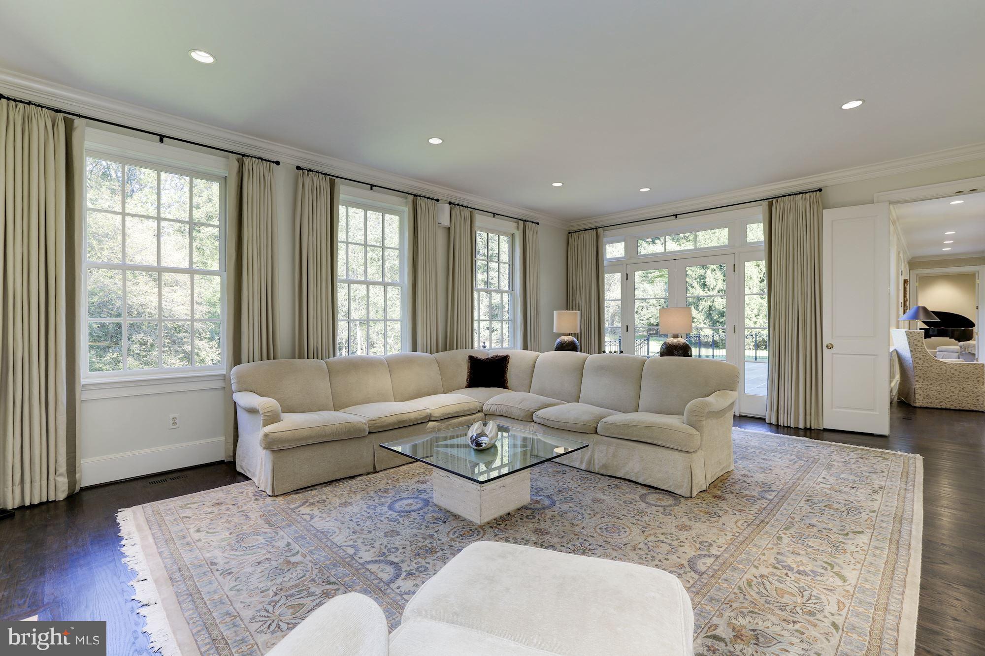 AVENEL - Residential