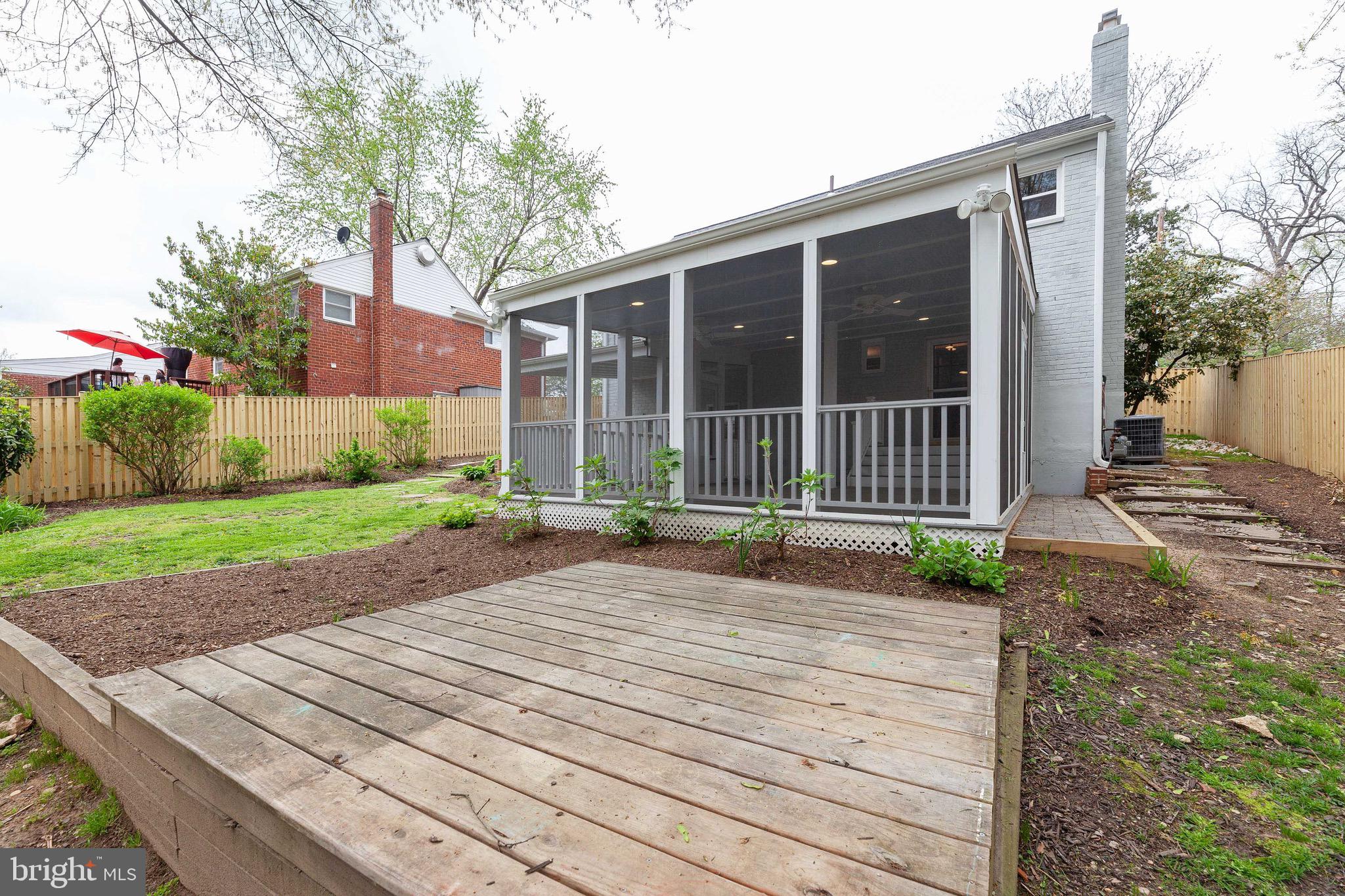 BROOKVILLE - Residential