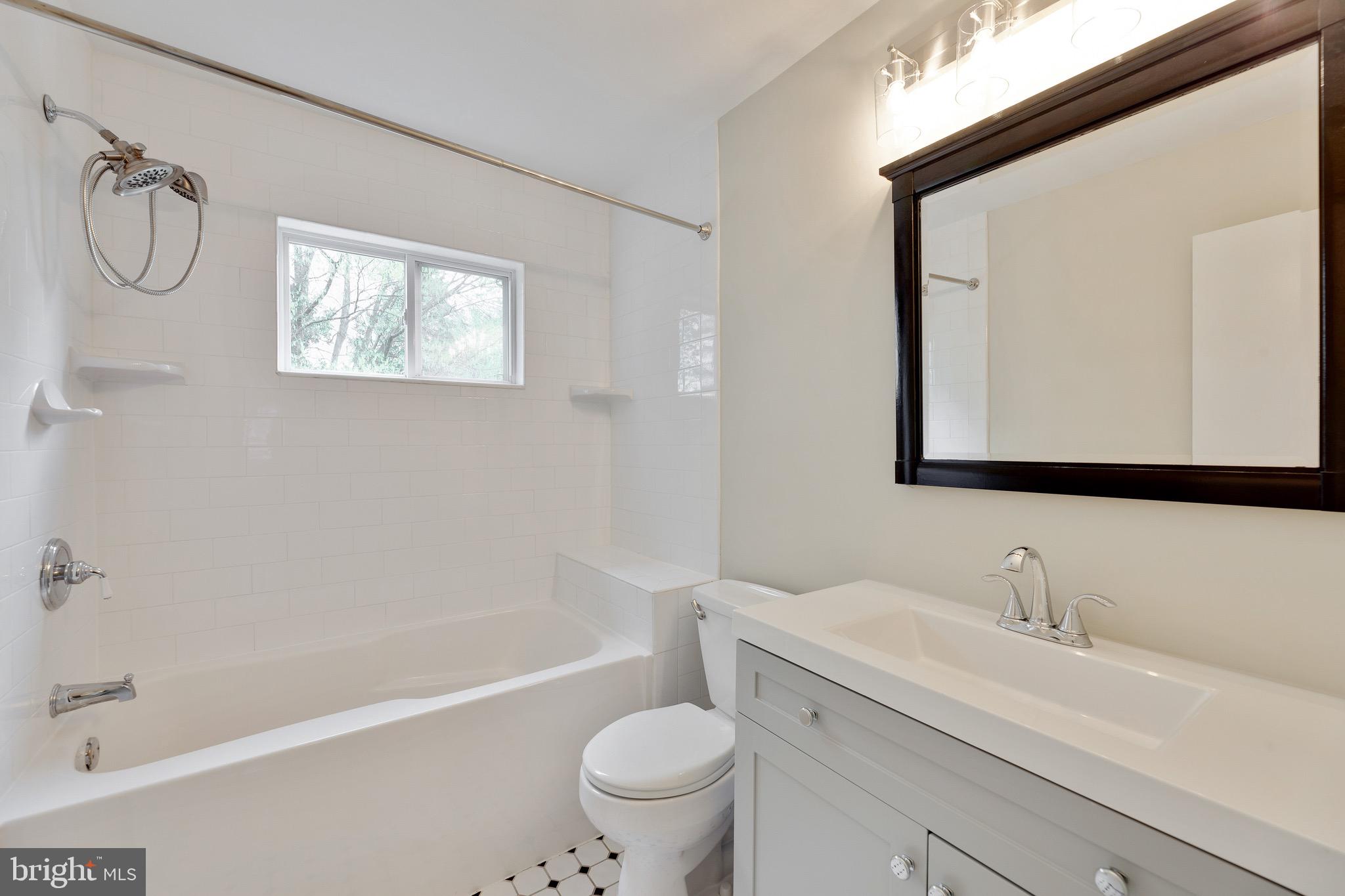 BROOKVILLE - Residential