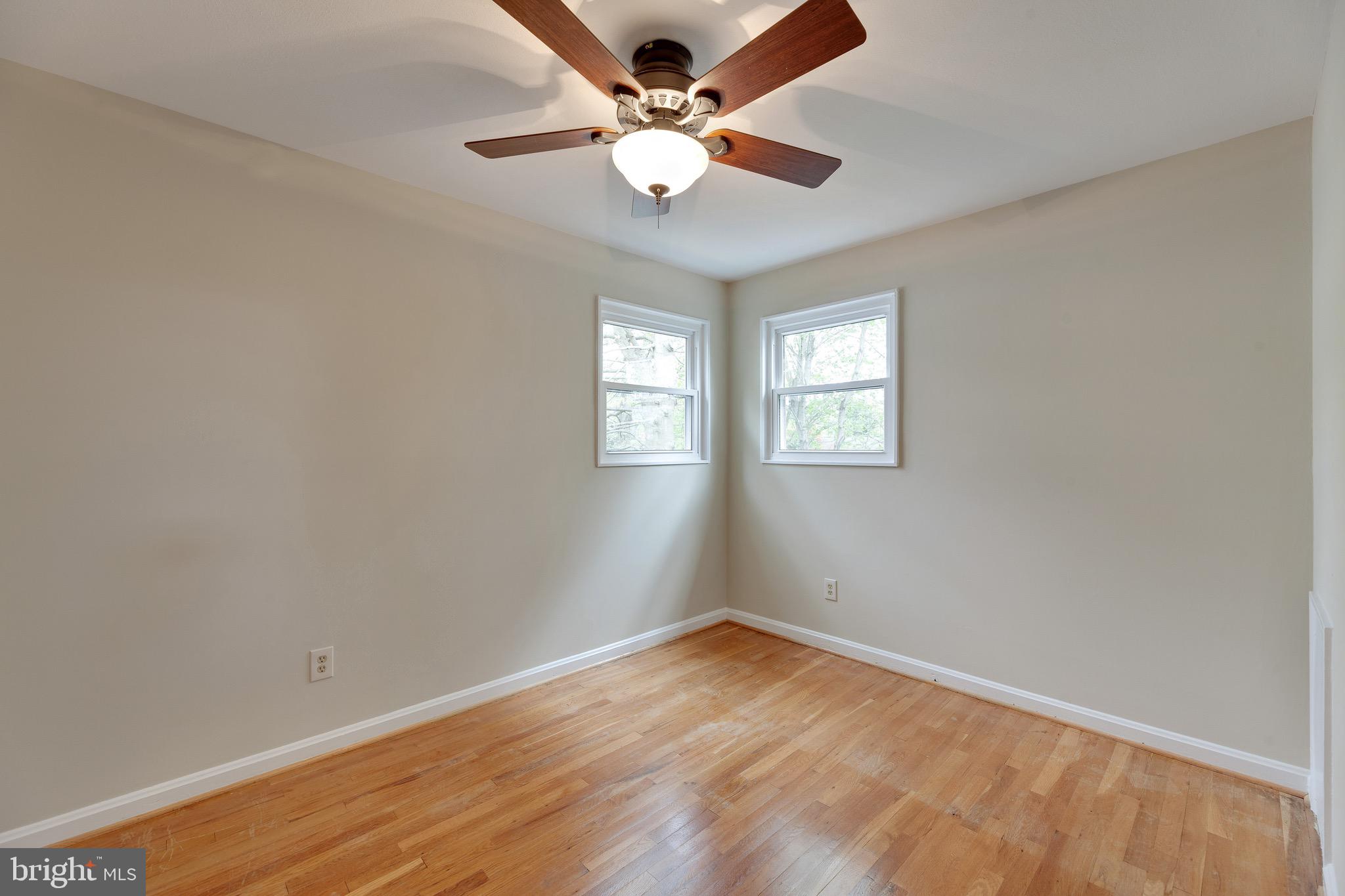 BROOKVILLE - Residential