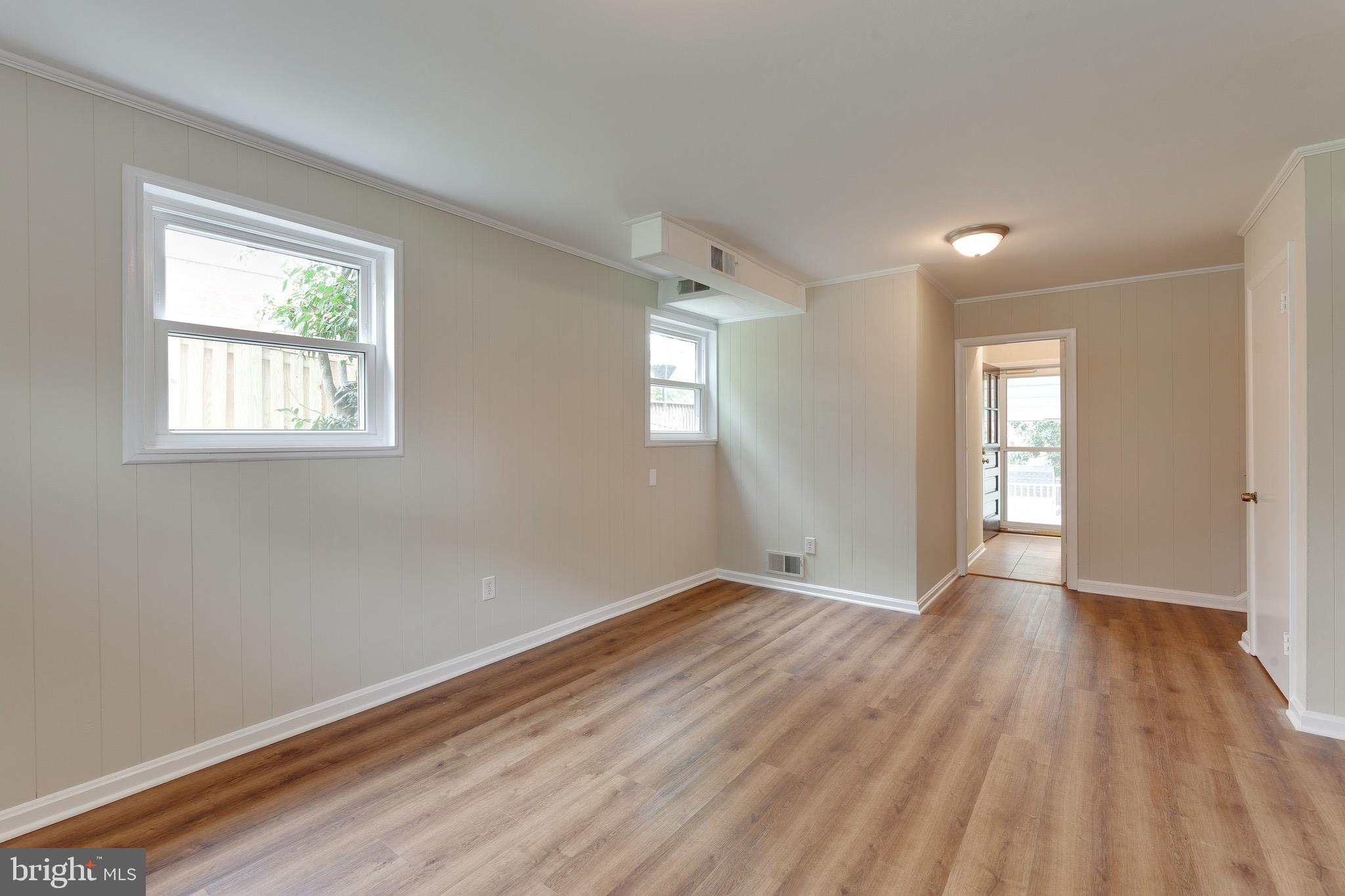 BROOKVILLE - Residential