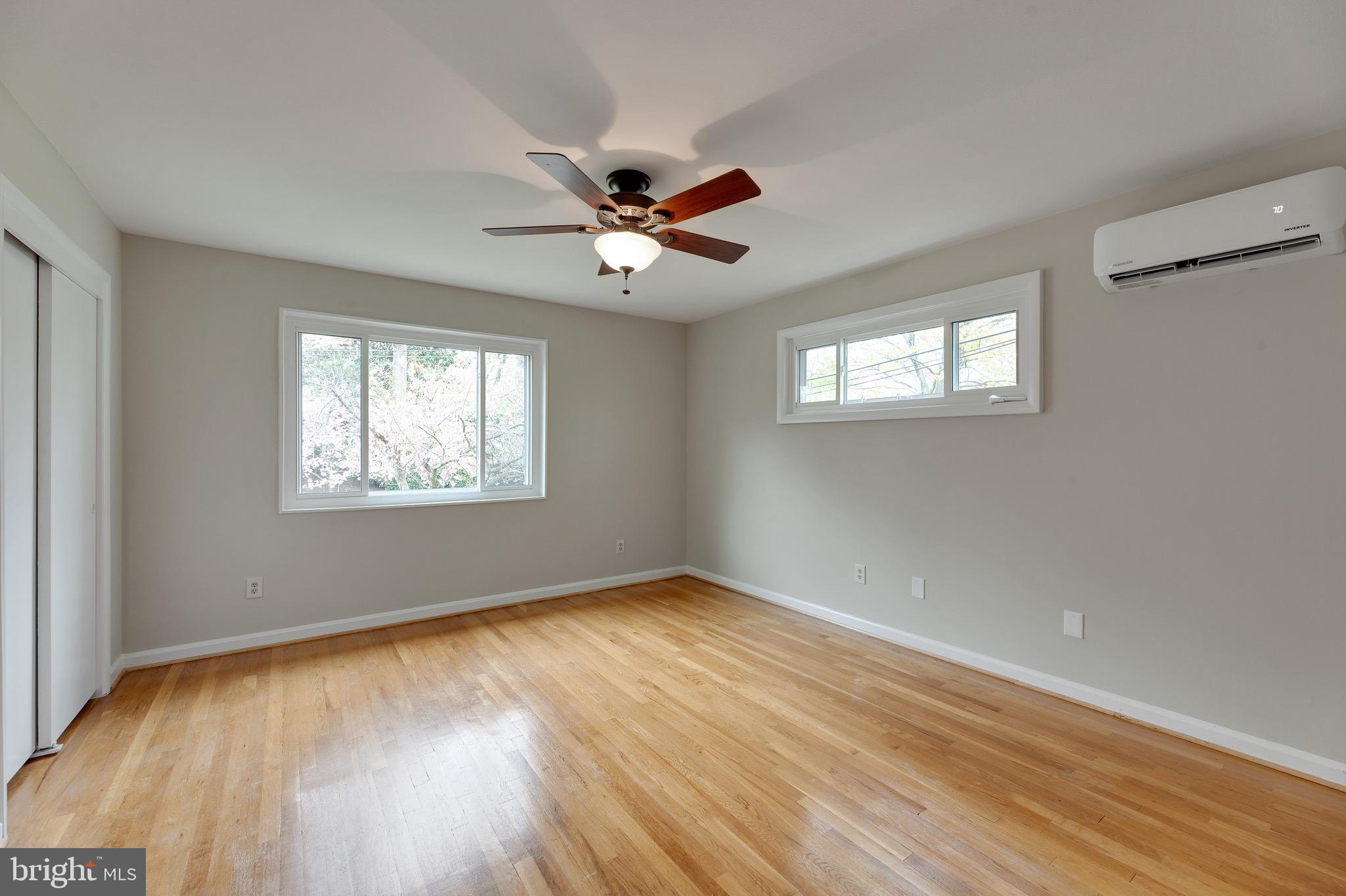 BROOKVILLE - Residential