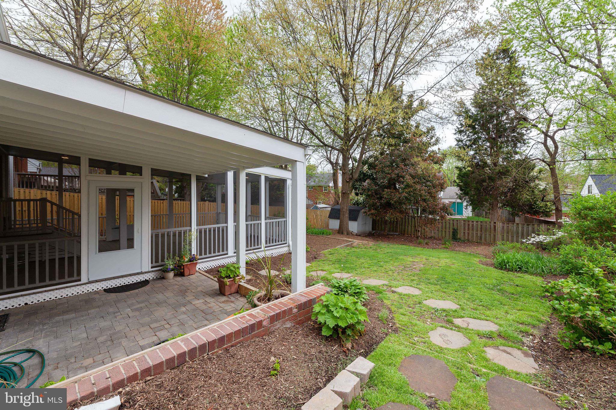 BROOKVILLE - Residential