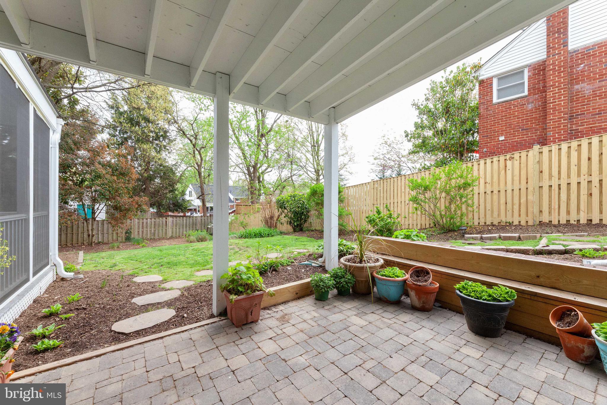 BROOKVILLE - Residential