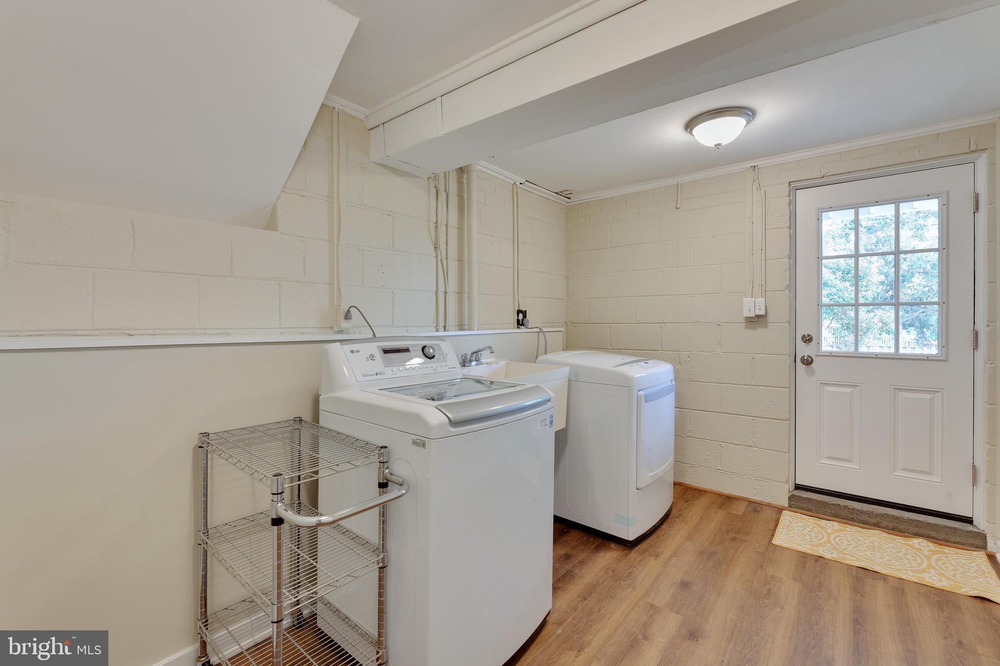 BROOKVILLE - Residential