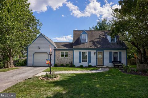 Photo of 3200 Greenridge Drive, LANCASTER, PA 17601 (MLS # PALA2075392)